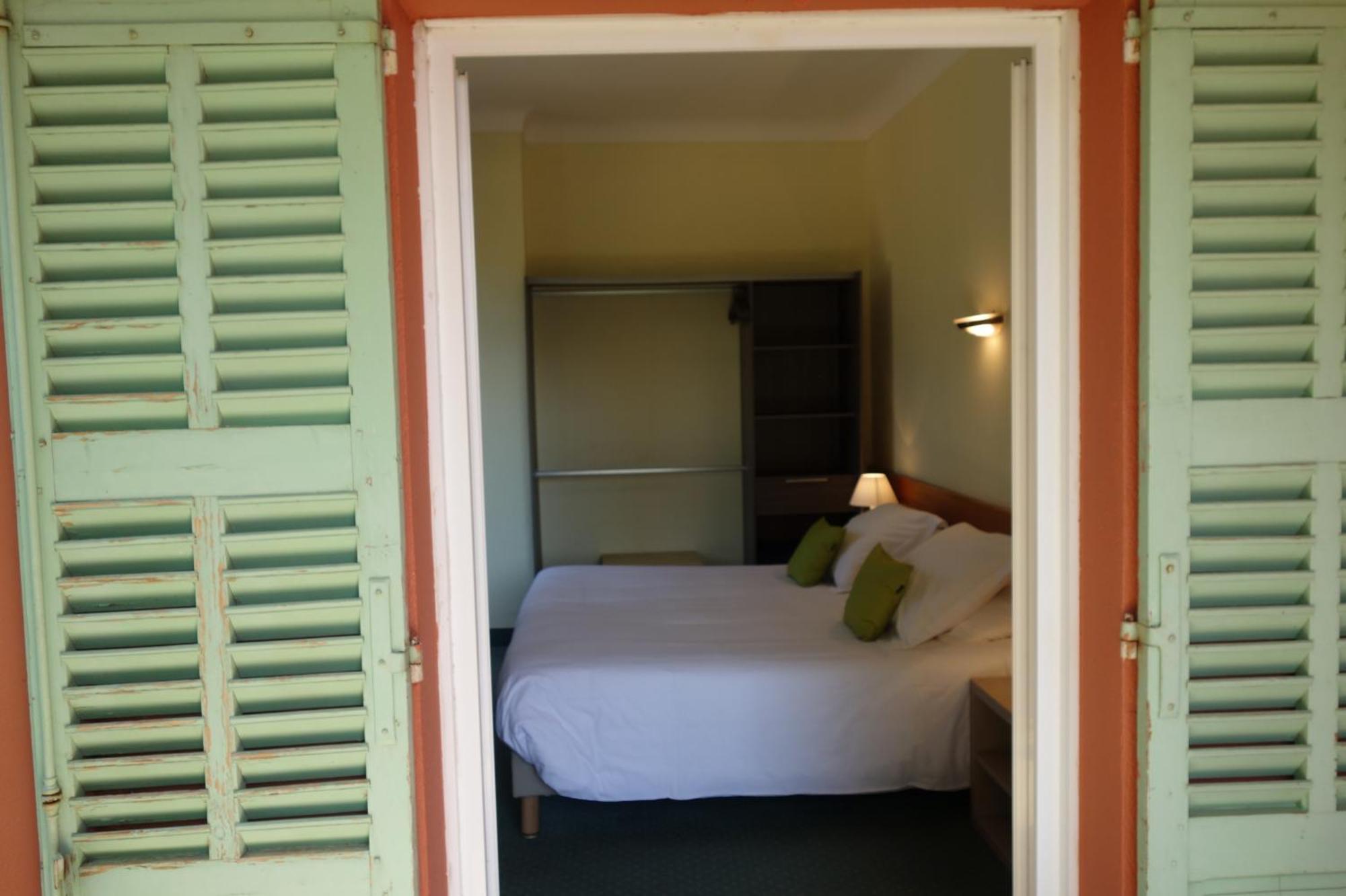 Hotel Le Prejoly Saint-Vallier-de-Thiey Pokoj fotografie