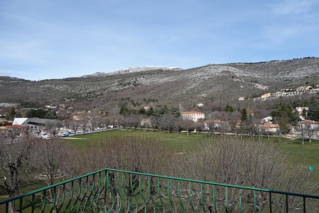 Hotel Le Prejoly Saint-Vallier-de-Thiey Exteriér fotografie