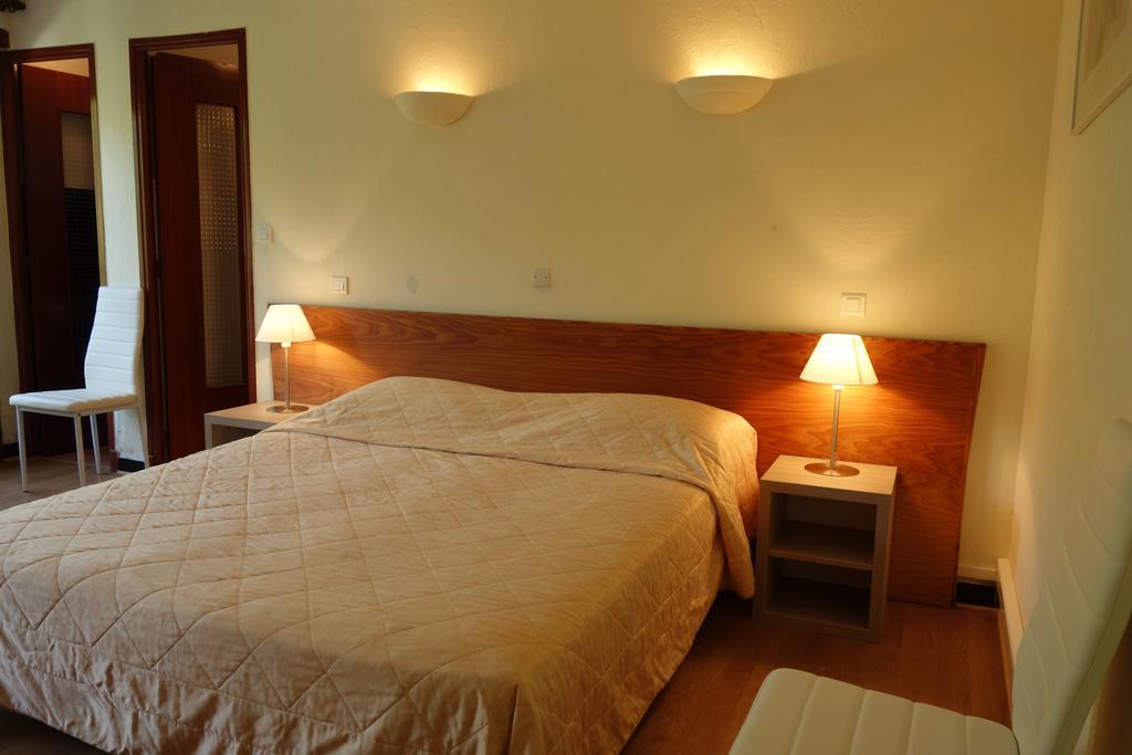 Hotel Le Prejoly Saint-Vallier-de-Thiey Pokoj fotografie